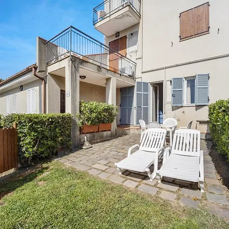 Semesterbostad E2 San Bartolomeo Al Mare