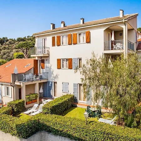 E2-2 Bilocale Superior Borgo Rovere Сasa de vacaciones *